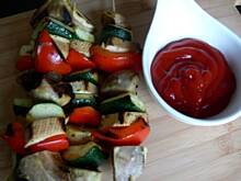 Fot. BernadettaP, Grillowane szaszłyki z wędzonym tofu