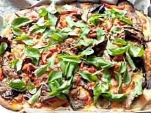 Fot. wjosna, Pizza prowansalska z grillowanymi warzywami