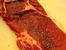 Fot. izeczka, Stek z antrykotu z masłem ziołowym