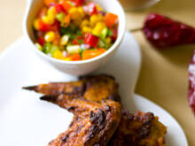 Fot. PannaM, Pikantne skrzydełka z kolorową salsą