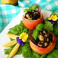 Jabłka faszerowane kaszanką z grilla