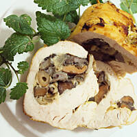 Pierś z kurczaka faszerowana rydzami