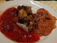 Fot. filonka86, Tabaka czyli grillowany kurczak z sosem czosnkowym Tkemali i Lobo Borani czyli fasolka z jogurtem