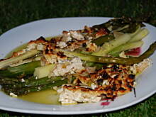 Fot. lilkag, Szparagi z białym serem