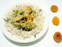 Fot. przejs, Pierś z kurczaka z morelami i migdałami