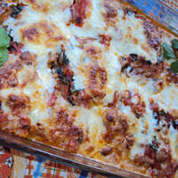 Zapiekanka z cukinii i mięsa mielonego