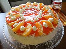 Fot. Minnie, Tort pończówka z owocem