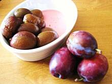 Fot. NaMolik, Śliwki jak korniszony – marynowane