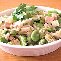 Młoda kapusta z bobem