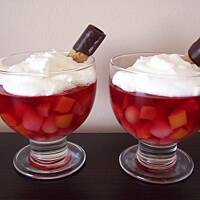 deser z bitą śmietaną