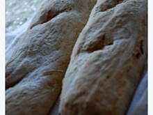 Fot. Brenia, chrupiące bagietki