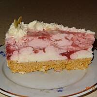 Marmurkowy sernik truskawkowy