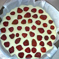 Lekkie, puszyste, bez tłuszczu - ciasto z owocami