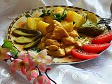 Fot. makusia, Piersi kurczaka w ziołowym sosie