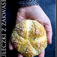 Bułki z drożdżami i zakwasem