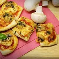 Ciasteczkowe pizze na jeden kęs