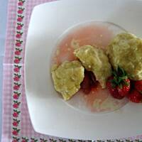 Kluski z truskawkami