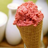 Najprostsze lody truskawkowe