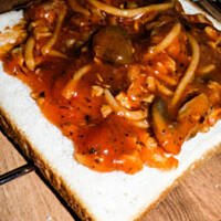 Recyklingowa kolacja- bolognese na toście