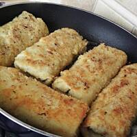 Krokiety z farszem  drobiowo-pieczarkowym.