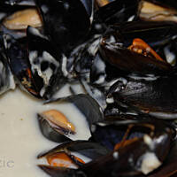 Mule w białym winie