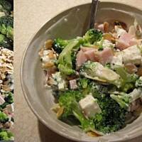 Sałatka z brokułami i fetą