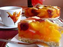 Fot. Babeczka_piecze, Lekki tort z galaretki i owoców