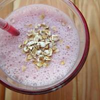 Pożywny koktajl z płatkami owsianymi