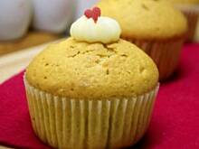 Fot. APM, Babeczki z jabłkiem i budyniem