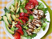 Fot. wjosna, Sałatka z miodowym kurczakiem