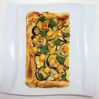 Tarta z cukinią, fetą i miętą