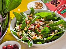 Fot. AlutekCoGotuje, Sałatka samo Zdrowie z żurawiną i serem pleśniowym