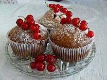 Fot. CattiBrie, Muffinki z porzeczkami i kokosem