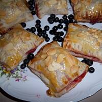 Truskawkowo-bananowe ciasteczka francuskie