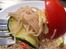 Fot. olusia23, Obiad w 5 minut. Makaron, warzywa, tuńczyk.