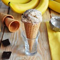 Lody bananowe z wiórkami czekoladowymi