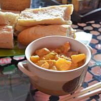 pierś z kurczaka (indyka) na ostro z ananasem