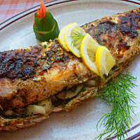 Szczupak z grilla z nadzieniem