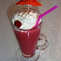Mroźny koktajl malinowy