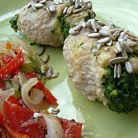 Roladki ze szpinakiem i serem pleśniowym