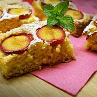 Ciasto drożdżowe ze śliwkami