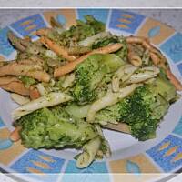 Makaron z brokułami