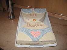 Fot. dorcia700, tort czekoladowo orzechowy na 18