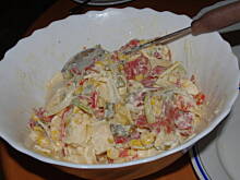 Fot. nutka58, Sałatka imprezowa z salami