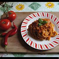 Linguine z sosem pomidorowym