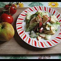 Sałatka z sosem chrzanowym