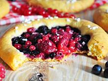 Fot. MIENTA, Drożdżówki pachnące latem