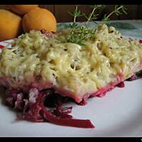 Zapiekanka ziemniaczana z botwinką