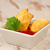 Pierożki pieczone z wołowiną