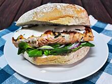 Fot. MIENTA, Fish burger